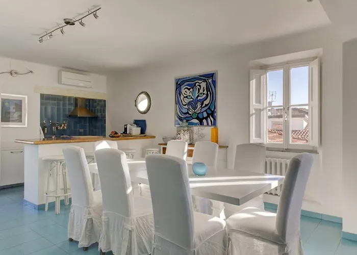 Spacious In Dei Marmi - Sea View & Balcony * فورتي دي مارمي